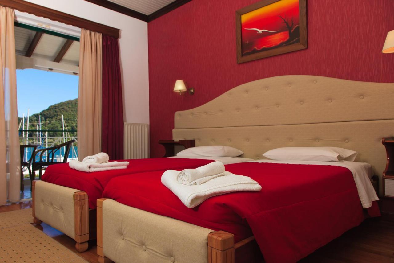 yannis Bed & Breakfast Nydri  Bagian luar foto