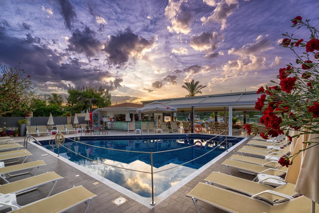 yannis Bed & Breakfast Nydri  Bagian luar foto