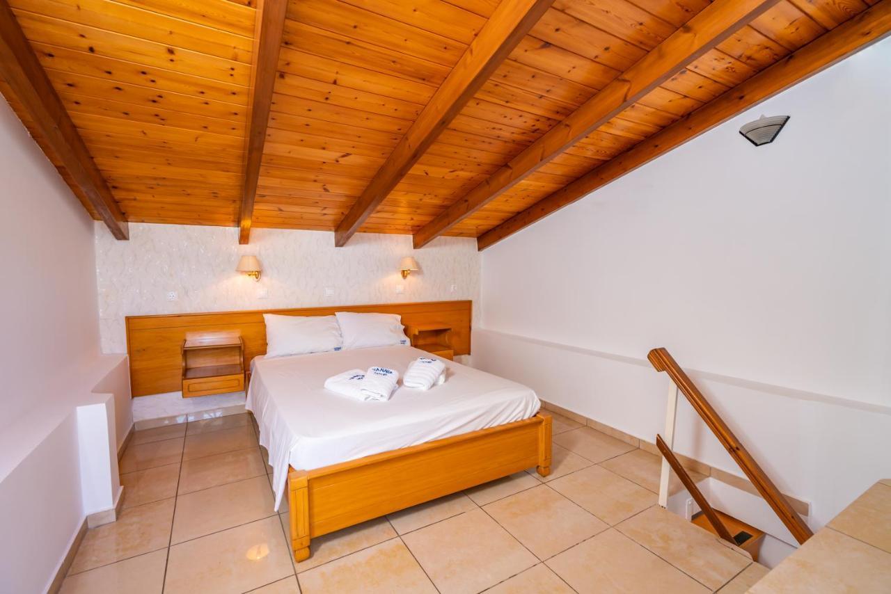 yannis Bed & Breakfast Nydri  Bagian luar foto